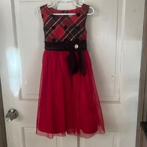 Beautiful girls sz 6 Christmas holiday dress red black